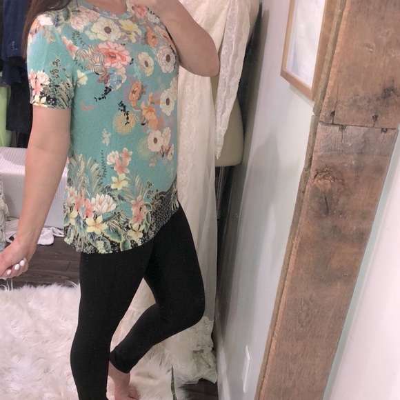 Johnny Was turquoise green Millay floral print top size large - Picture 2 of 7